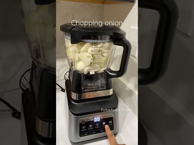 Chopping bulk onion using Ninja chopper BN801 #chopper  #ninjafoodie #ninjakitchen #blenderrevie