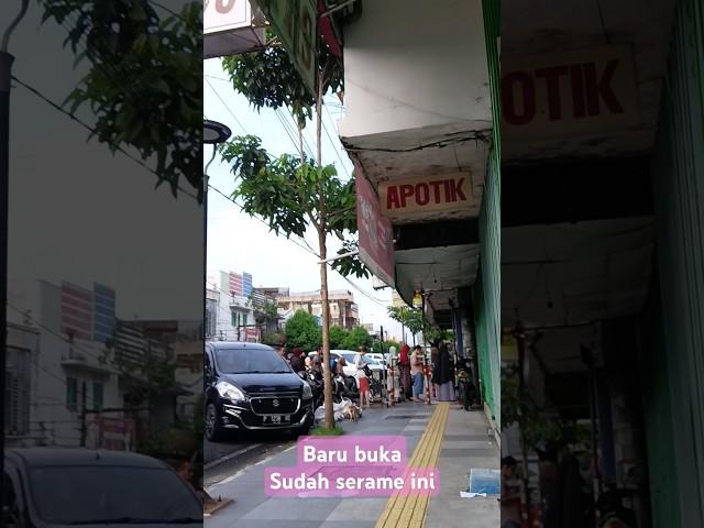Baru buka sudah serame ini | Kuliner Pecel legend wali songo jember #shorts