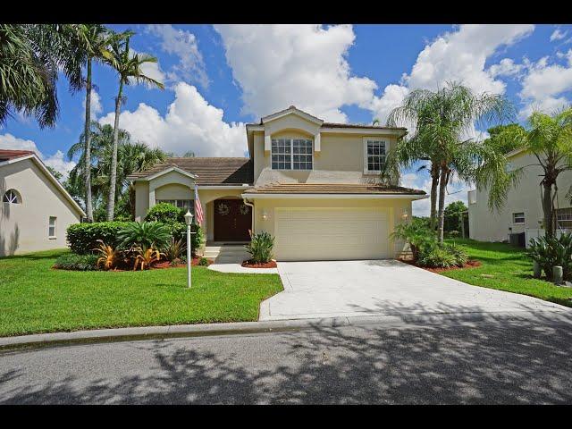 12421 Eagle Pointe Cir - Stunning Updated Lakefront Home -Home For Sale - Gateway (Fort Myers, FL)