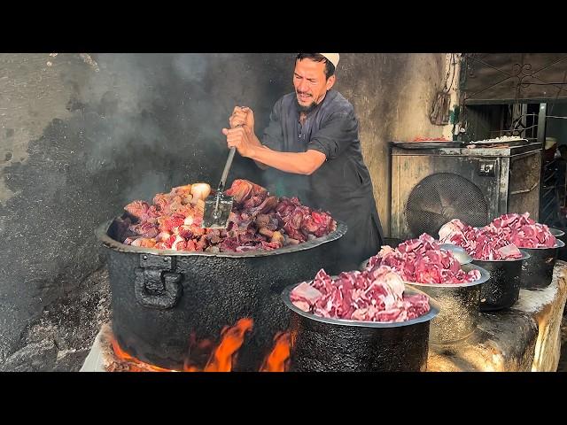 Amazing Food at Street | Best Street Food Videos | Karachi Food Street Pakistan