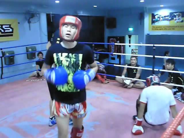 Fightworks Asia | muay thai boxing BJJ MMA gym in Singapore | 10-02-12 sparing 9.m4v