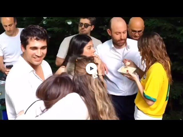 Afra Saraçoğlu ve Mert Ramzan Demirin Aşk Dolu Yan Yana Özel Videoları