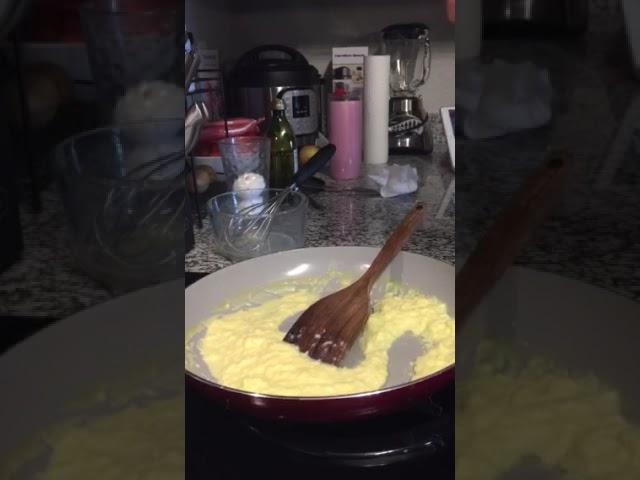 Eggs on a hot skillet  + Checking the BREAD  #shorts