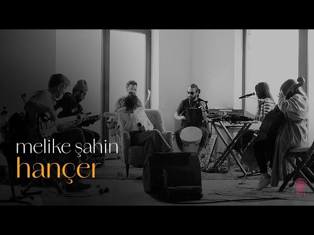 Melike Şahin - Hançer (Assos Live)