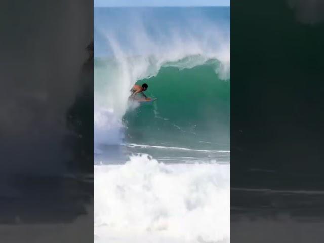 Pipeline - Mason Ho reverse grab on a Pipeline BOMB #shorts