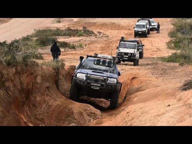 15 4x4's vs Wombat Holes - LROR 6th Annual Zig Zag Trip