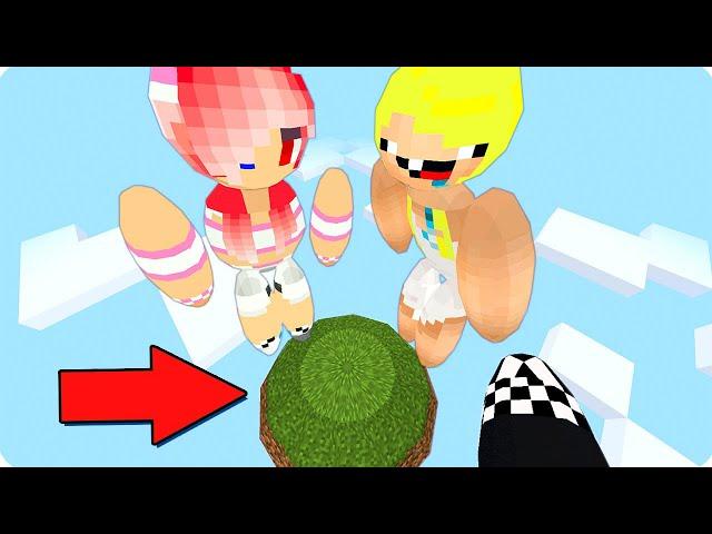 МАЙНКРАФТ НО НА ОДНОМ ШАРЕ! ШЕДИ ЛЕСКА И НУБИК КРУГЛЫЕ НА КРУГЛОМ БЛОКЕ MINECRAFT