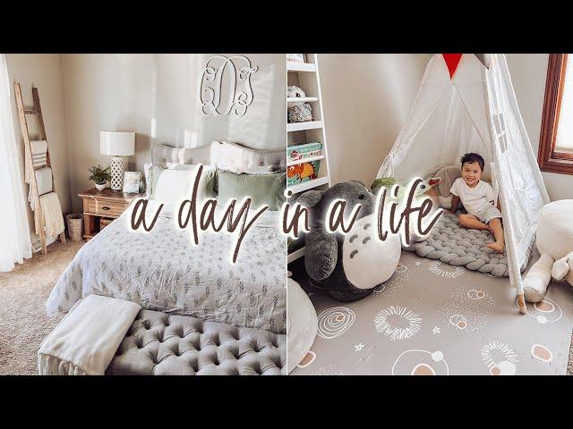A DAY IN A LIFE: NEW FURNITURE, B&N, AMAZON | Charmaine Dulak