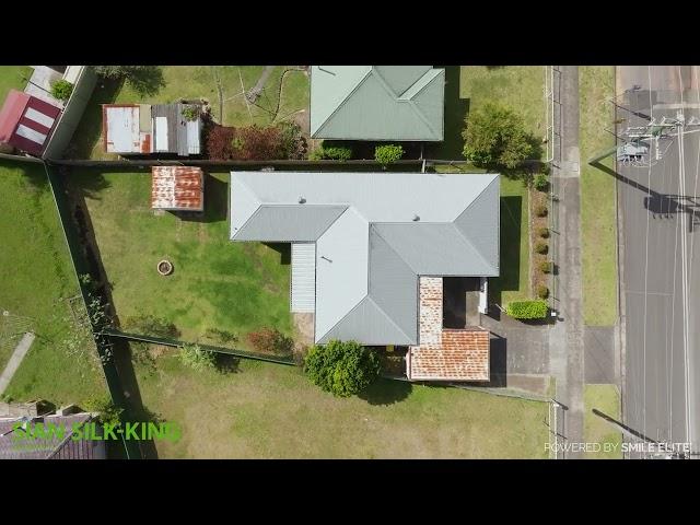 Sian Silk-King Presents | 115 Wallace Street, Nowra