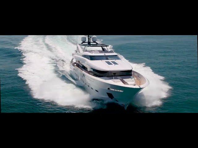 DL Yachts Dreamline 35m