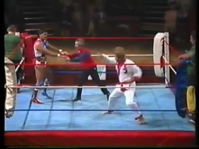 UK 1985 wrestling match Kung Fu -v- Rollerball Rocco plus after bout punch up!