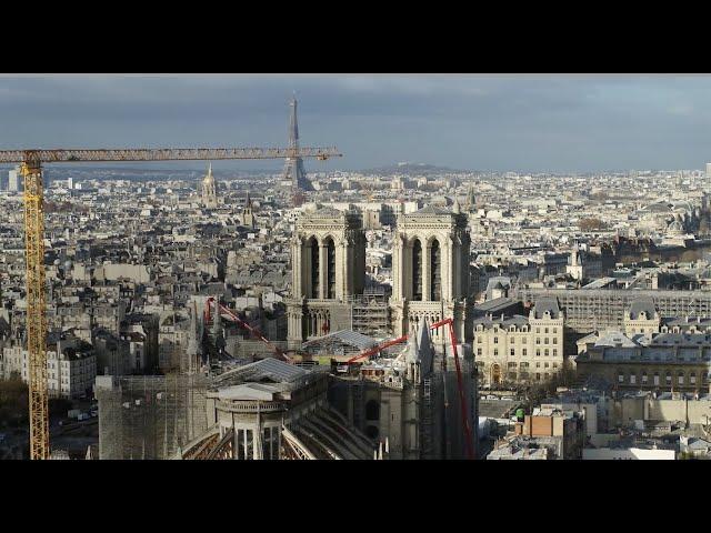 Film reportage : démontage échafaudage Notre Dame de Paris