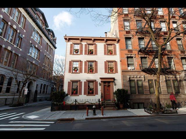 Greenwich Village - New York City history with Romancing Manhattan Tours