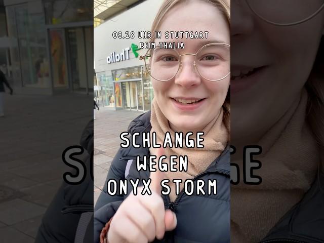 Schlange wegen Onyx Storm  #onyxstorm #fourthwing #bücher #buchempfehlung #booktube #booktok