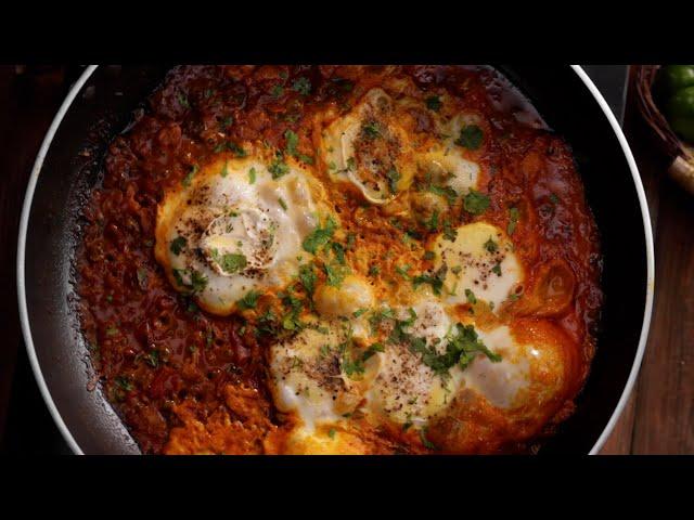 Desi & Spicy Shakshuka Recipe | Poached Eggs in Tomato Sauce | How To Make Indian Style Shakshuka