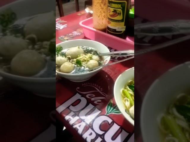 MIE AYAM BAKSO PEDAS