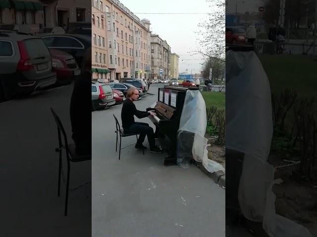boogie woogie piano in Saint-Petersburg, Russia