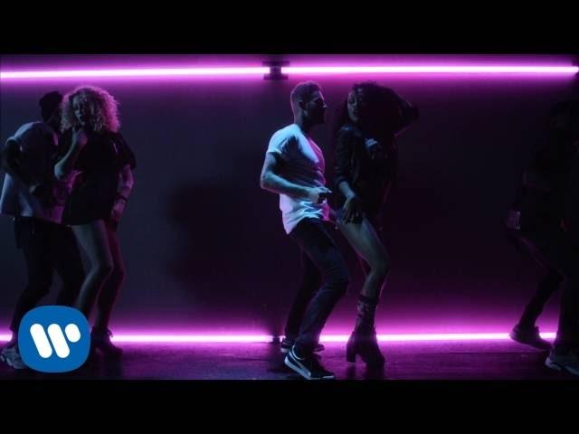 M.Pokora - Voir la nuit s'emballer (Clip Officiel)