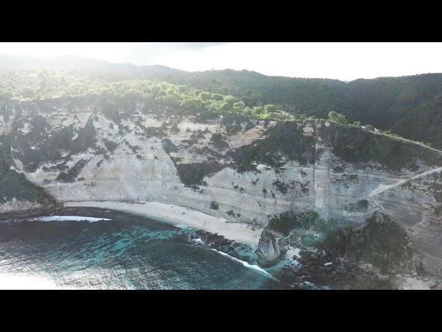 Secret Paradise: Unveiling Nusa Penida's Diamond Beach