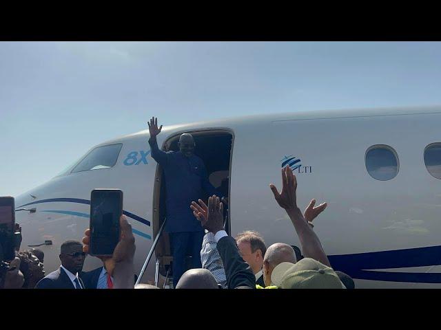 FORMER PRESIDENT GEORGE WEAH, DEPART LIBERIA AFTER HANDING POWER OVER  TO PRESIDENT JOSEPH BOAKAI