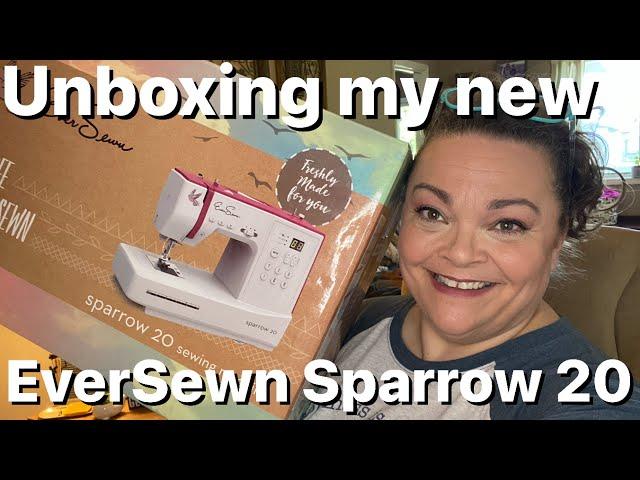 Unboxing my new EverSewn Sewing Machine!!