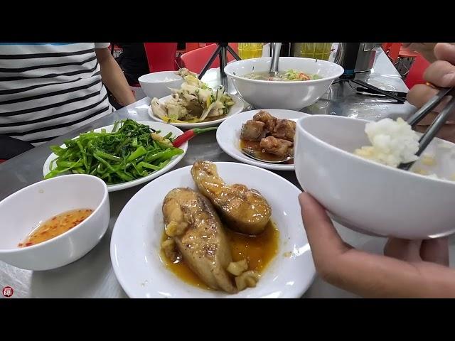 Quán cơm 100 món Việt Kiều về chạy đến ăn nhưng giá chát quá