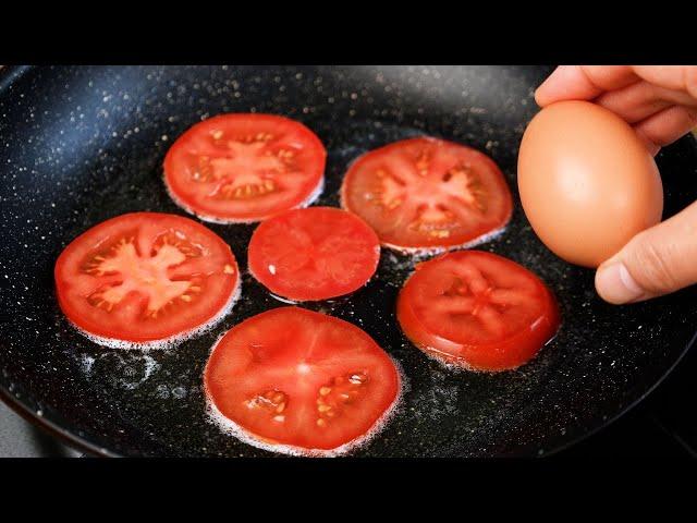 1 Tomato 2 eggs! Quick recipe perfect for breakfast. Simple and delicious recipe