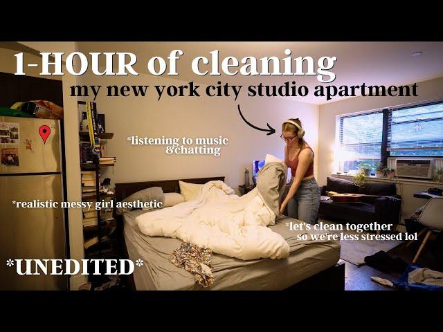 Clean with me *IN REAL TIME 1-HOUR* NYC studio apartment edition.