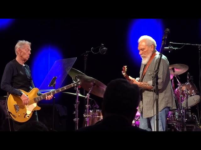 Hot Tuna @ College Street Music Hall, New Haven, CT 09/27/23 "Water Song"