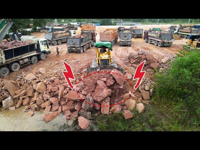 Amazing! the most fantastic special scenes with the best machine KOMATSU dozers pushing big stones