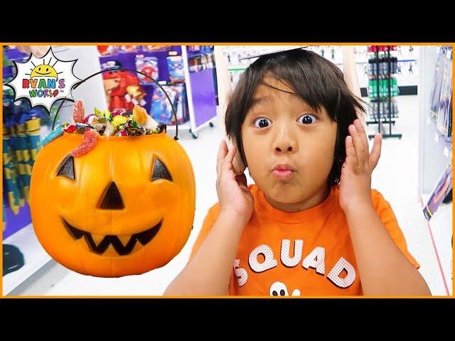 Ryan Shopping for Halloween Costumes to Trick or Treat!!!