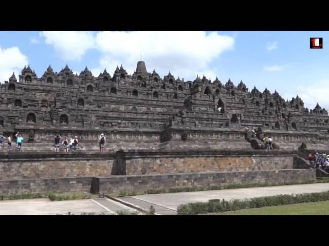 Borobudur: World's Largest Buddhist Temple Java Indonesia | 1MinuteDoc