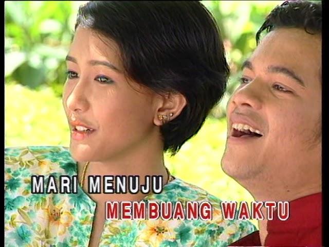 Uji Rashid & Hail Amir - Seloka Hari Raya (Official Music Video)