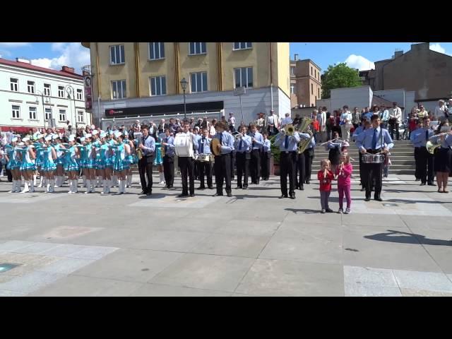 "Oda do radości" hymn Unii Europejskiej na Placu Artystów w Kielcach