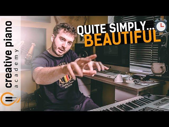 This EPIC Piano Pattern Will Make EVERYONE Stop And Listen [Even If You're A Beginner]