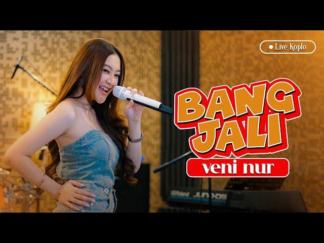 Veni Nur - Bang Jali (Official Music Video)