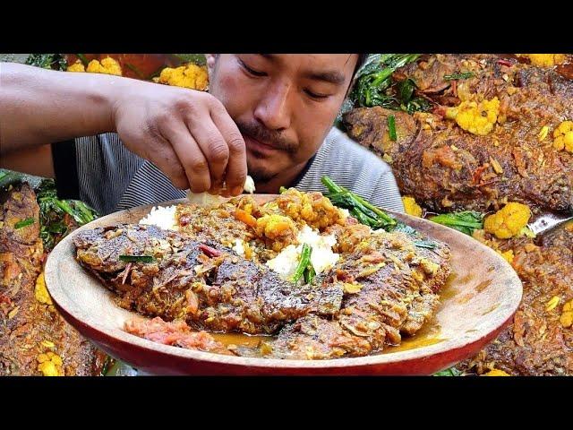 spicy fish curry i ate two whole piece of local fish || kents vlog.