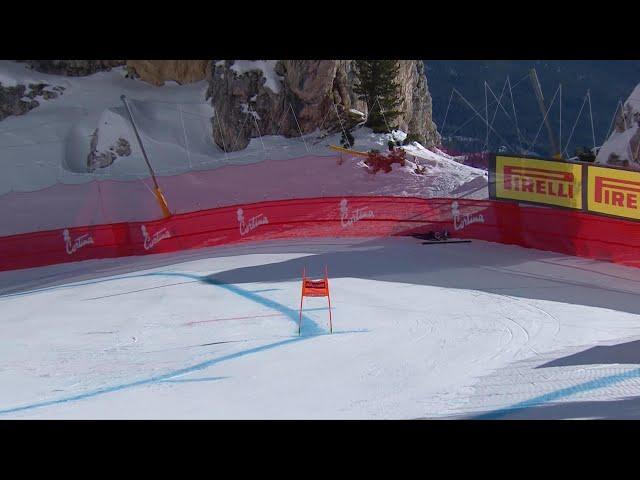 Mikaela Shiffrin  - big crash during the women's downhill race - Cortina d'Ampezzo, Jan26, 2024