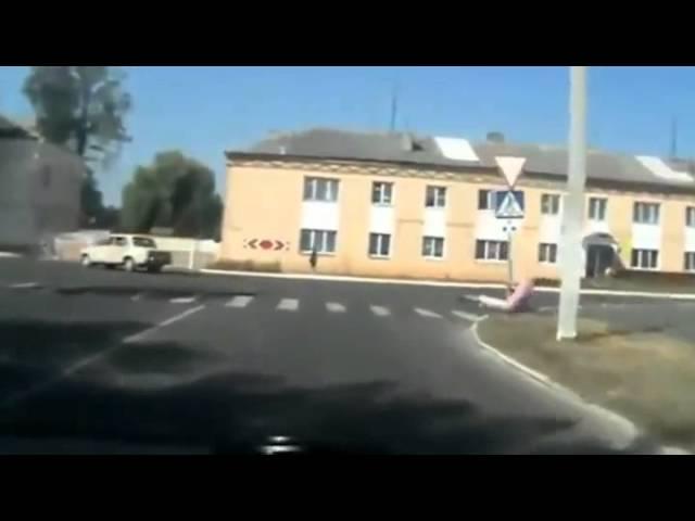 Bicyclist Knocks Himself Out On Street Sign