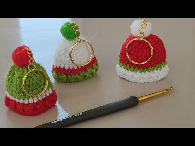 Perfect Christmas Gift Idea! Easy & Fun Handmade Crochet Santa Hat Keychain