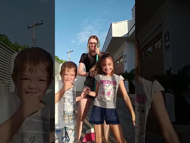 Dancinha em família! #shortsviral