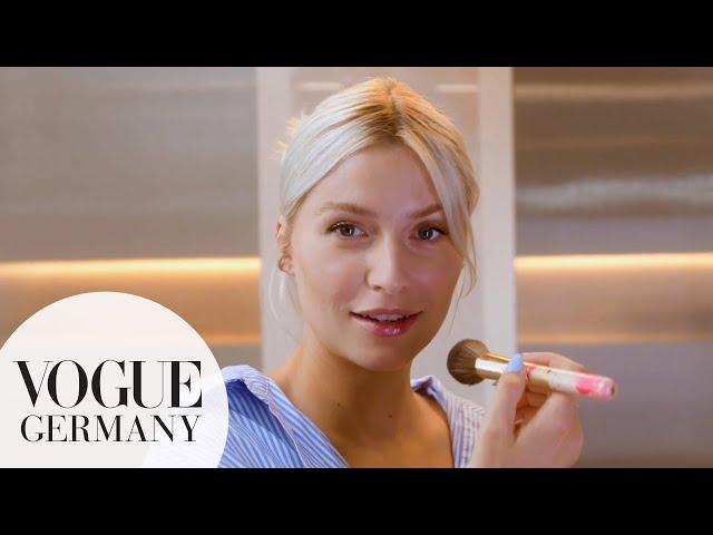 Lena Gercke zeigt uns ihre schnelle Alltags-Routine in der Schwangerschaft | Beauty Secrets | VOGUE