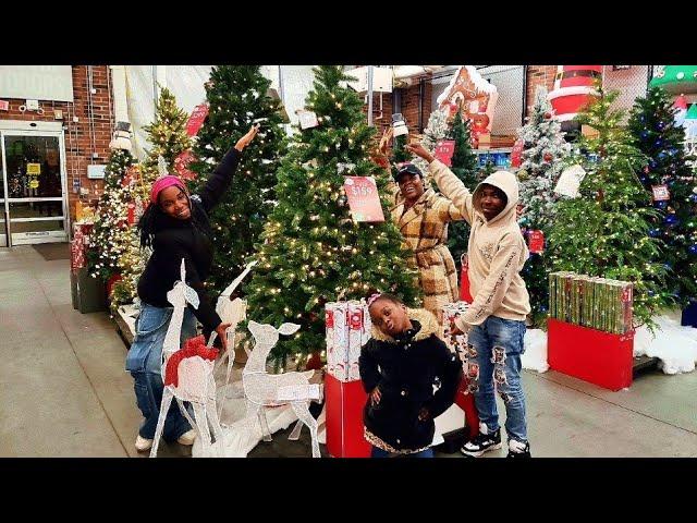 Christmas Shopping  PT1 || A DAY IN OUR LIFE EPISODE 7