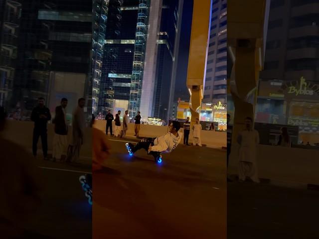 #Public reaction               Danger street skating  #sameerskater #dubaistreets #dubai