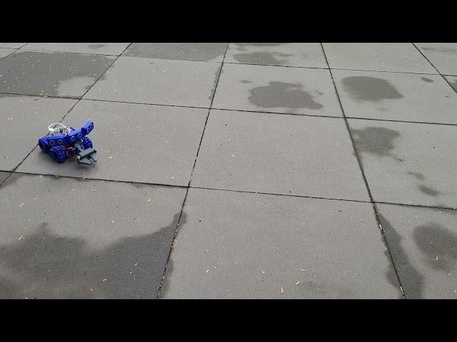 MiniBot with three ultrasonic sensors