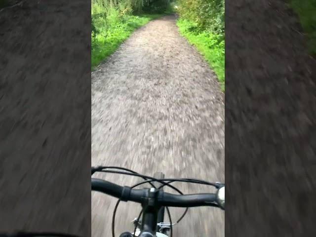 Катаюсь на велике с утра