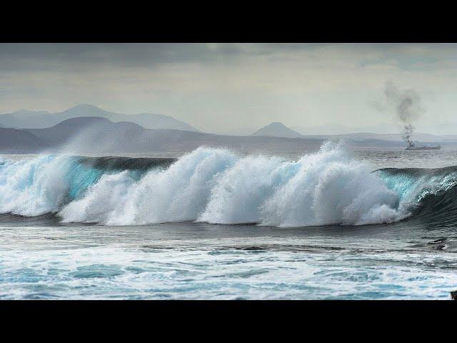 Ocean Waves Crashing - Relaxing Sounds - Calming Relaxation Music For Sleeping - 1 Hour