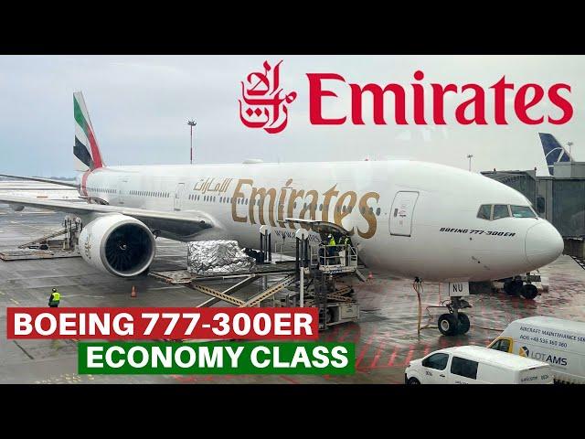 EMIRATES BOEING 777-300ER (Economy) | Dubai - Warsaw | Flight Review