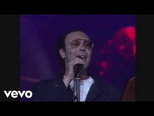 Antonello Venditti - Amici Mai (Live)