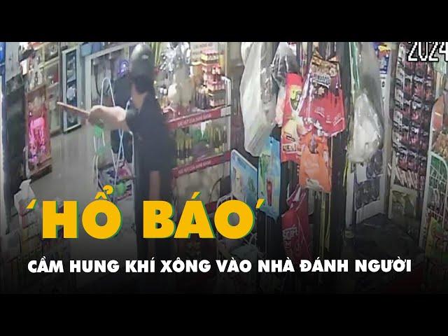 'Hổ báo', cầm hung khí xông vào nhà đánh gục người dân ở Bình Dương